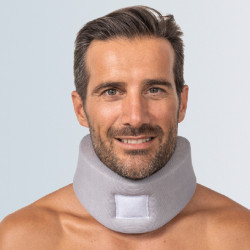 COLLARE CERVICALE SEMIRIGIDO